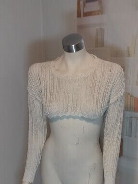 Cropped Crew-Neck Sweater in Cream